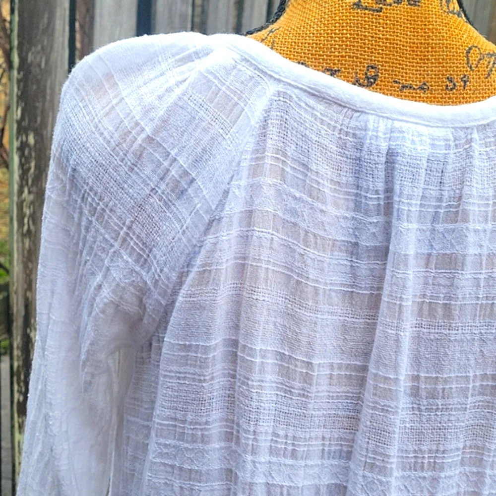 Liz Lange 100% Cotton Gauze Maternity Top